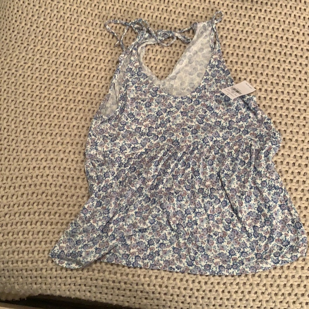 Floral top
